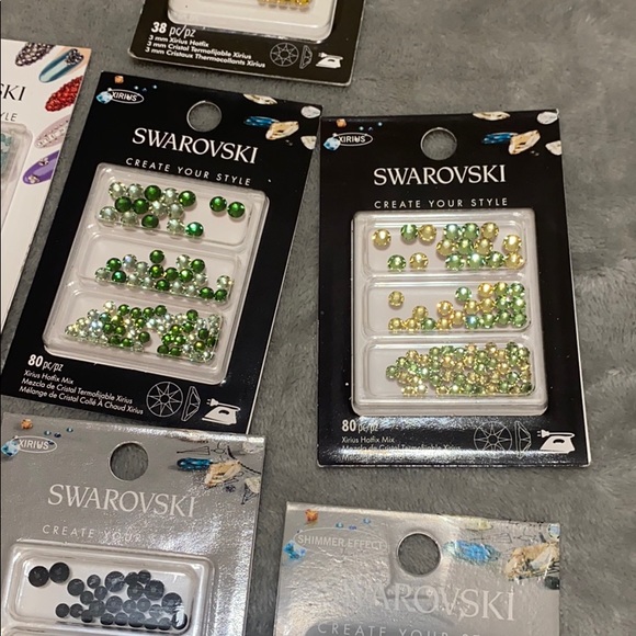 Swarovski crystals - Picture 3 of 3